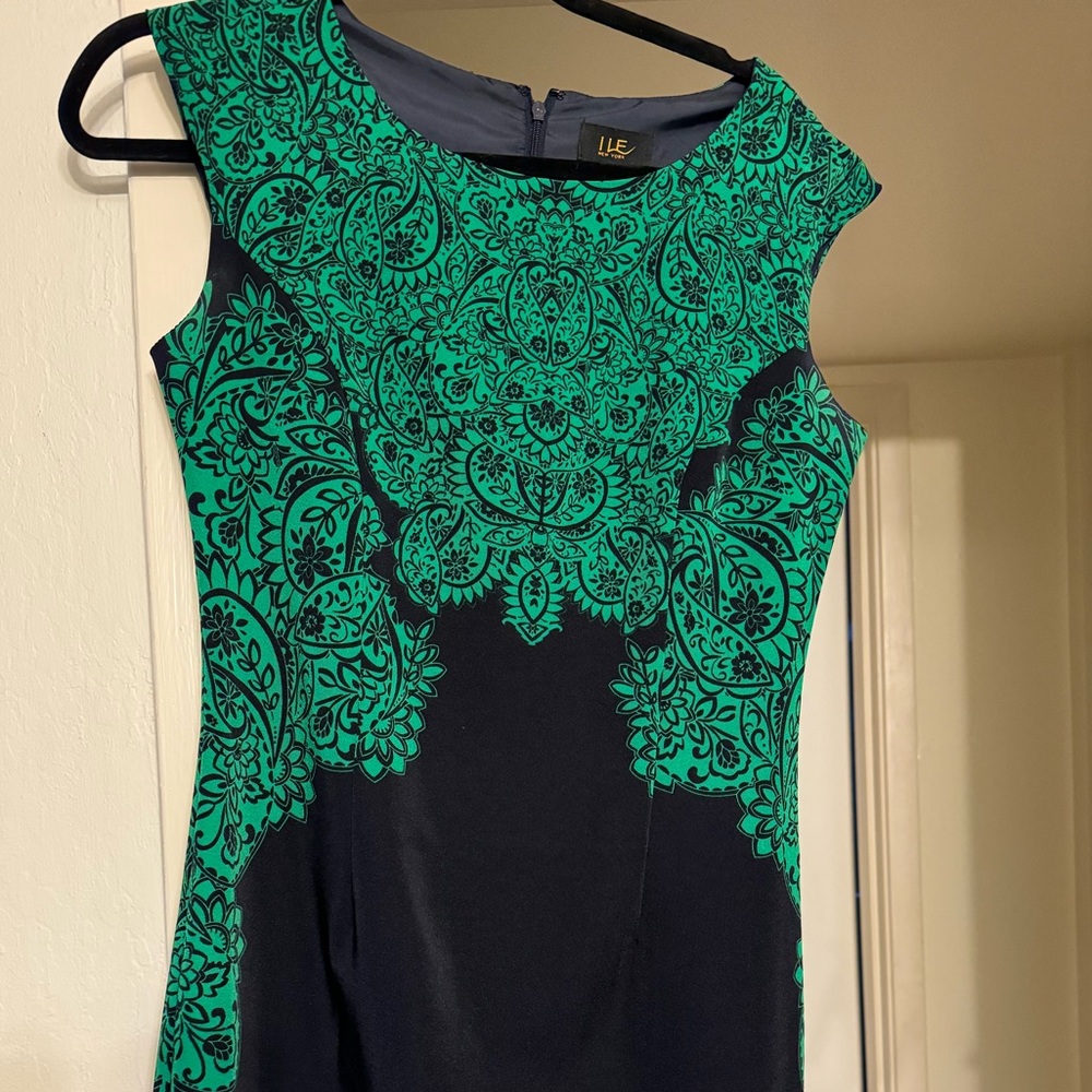 Dress - Picture 2 of 2